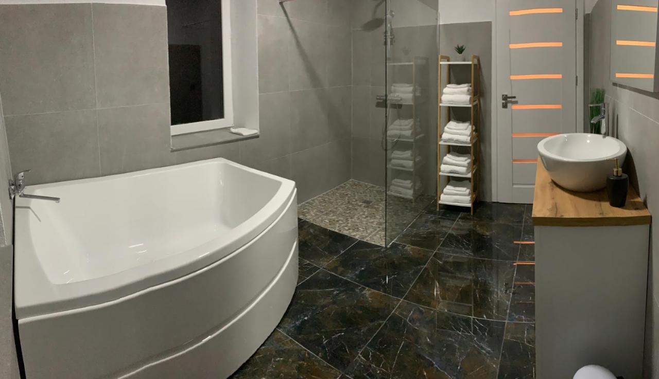 Style Hotel Ungheni Luaran gambar